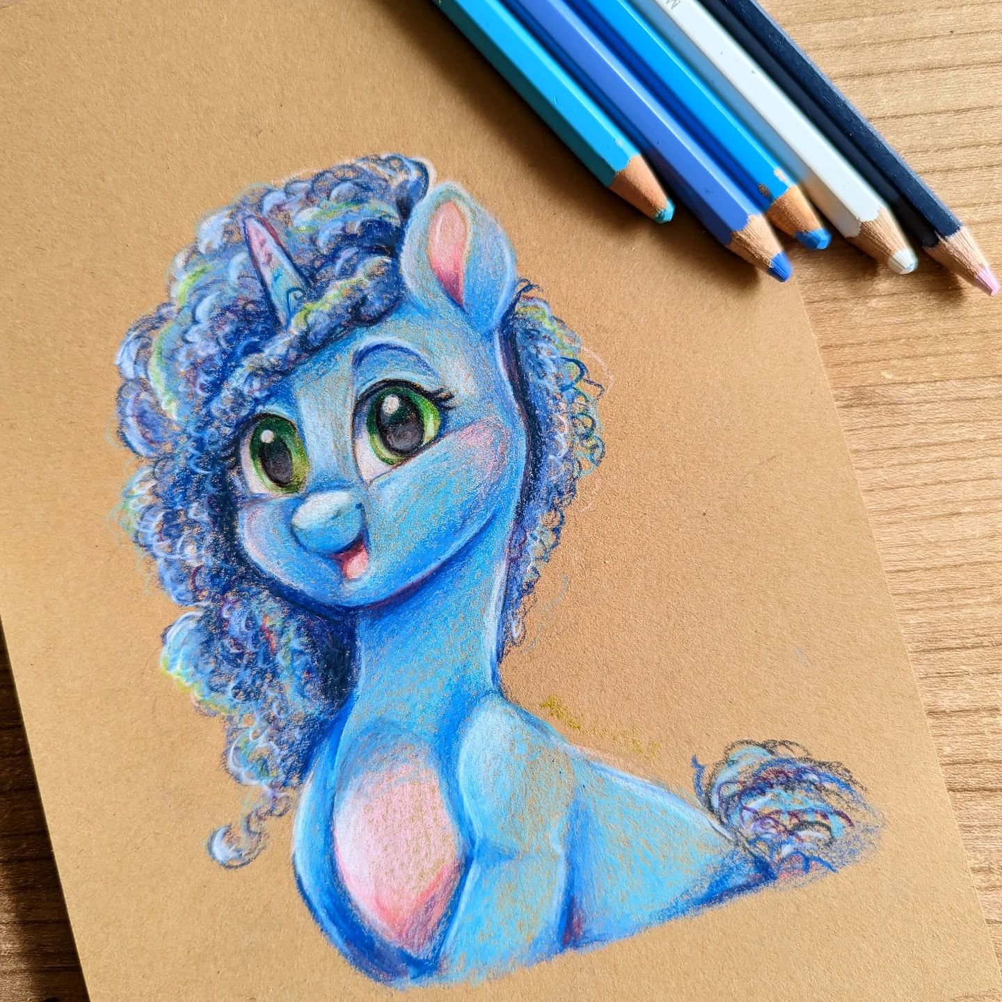Misty! Colored pencils on recycled paper. Also my first time drawing her.
.
.
.

#mlp #mylittlepony #brony